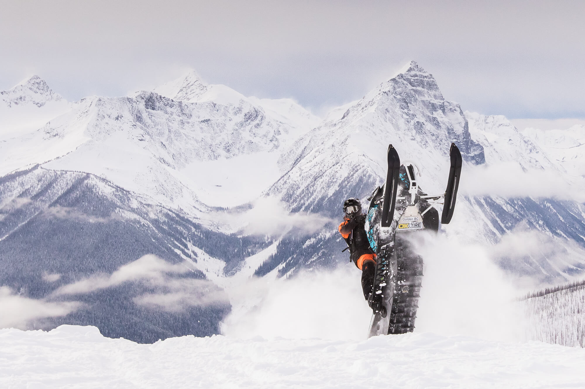 Feb 2, 2017 Golden BC Snowmobile Conditions